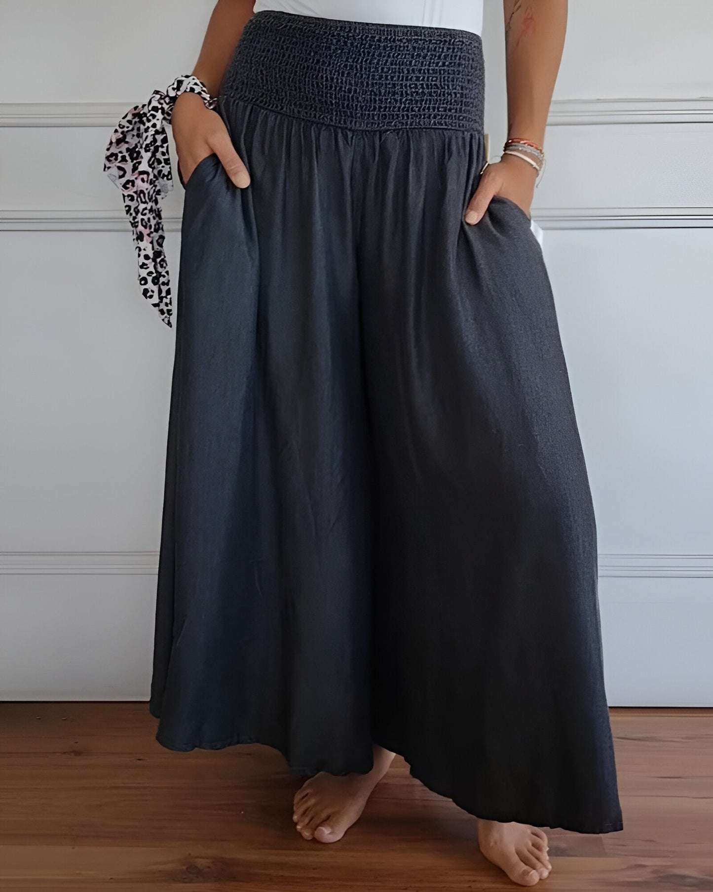 Amplia y cómoda pantalón de mujer con cintura elástica y fluidez encantadora – ELYSIA