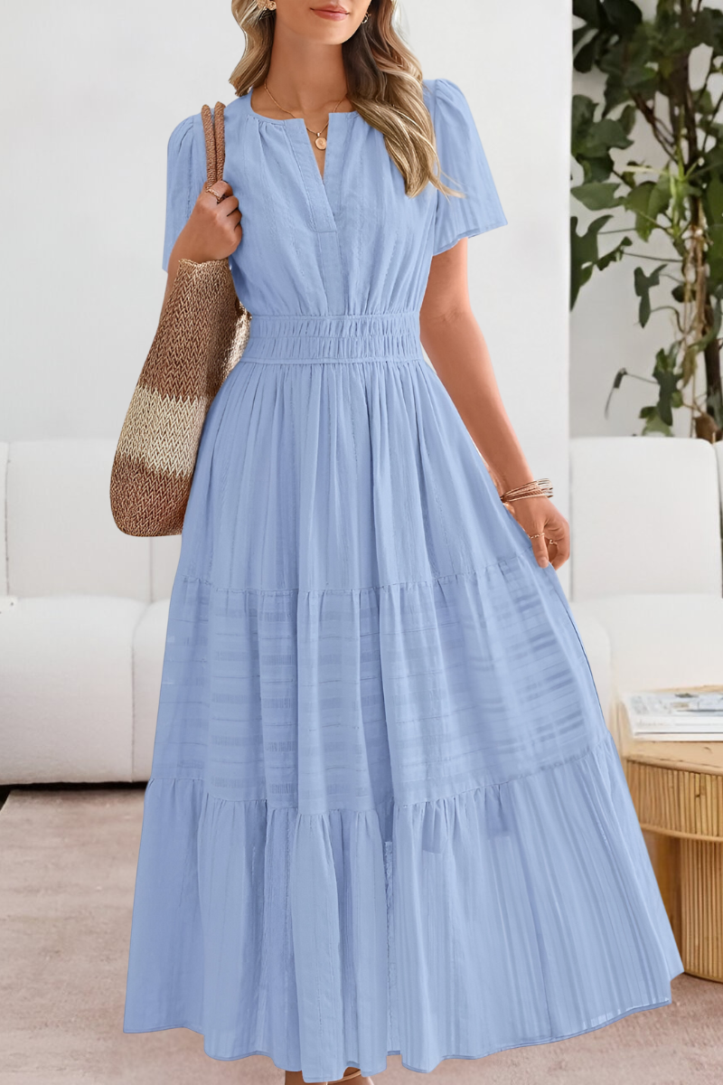 Eliana – Vestido elegante con estructura plisada refinada para mujer