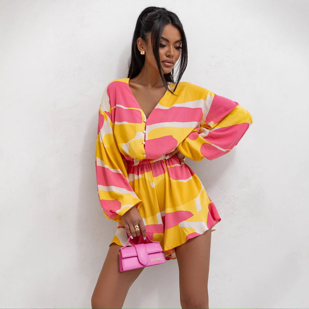 NOHAMIE – Mono corto para mujer con mangas abullonadas y volantes