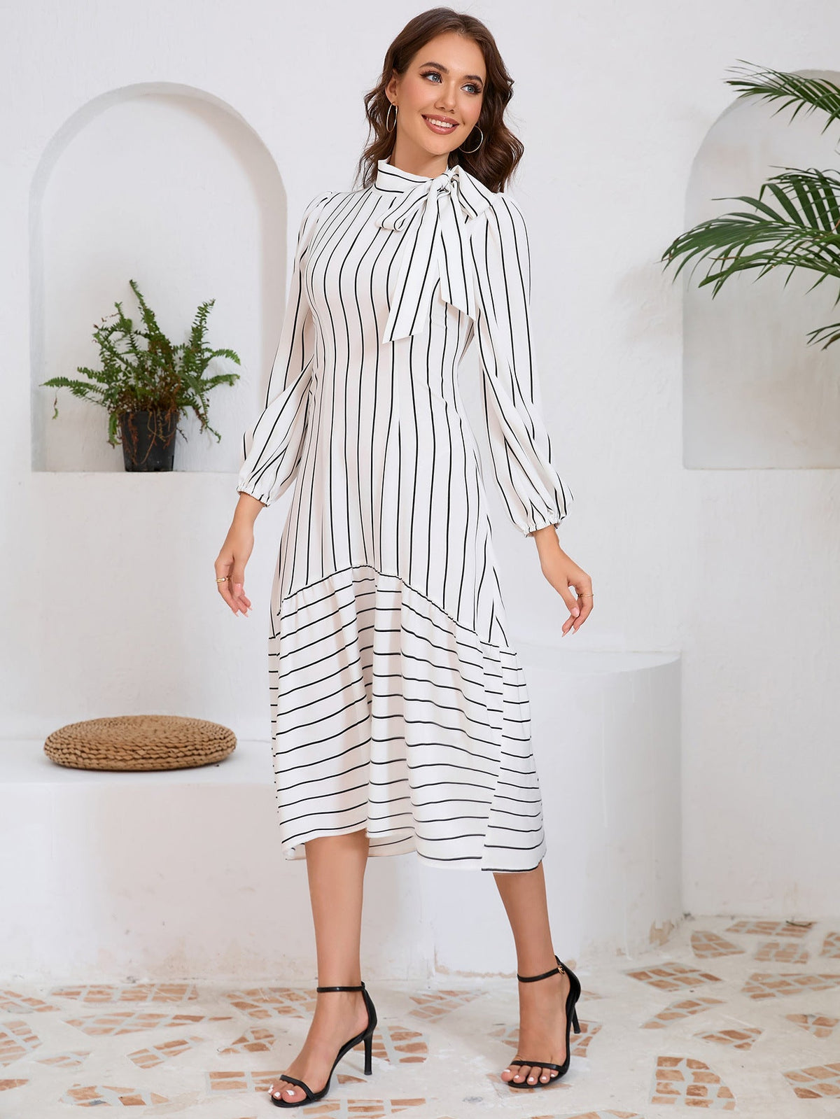 Vestido midi con lazo decorativo y mangas largas – ALAZNE