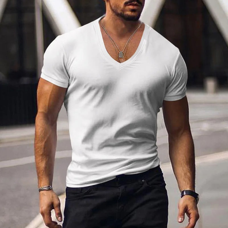 Camiseta slim fit de hombre con escote en V profundo – VOLKER