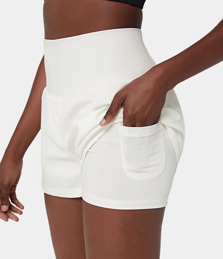 Short deportivo de mujer con cintura alta y bolsillos – DORA