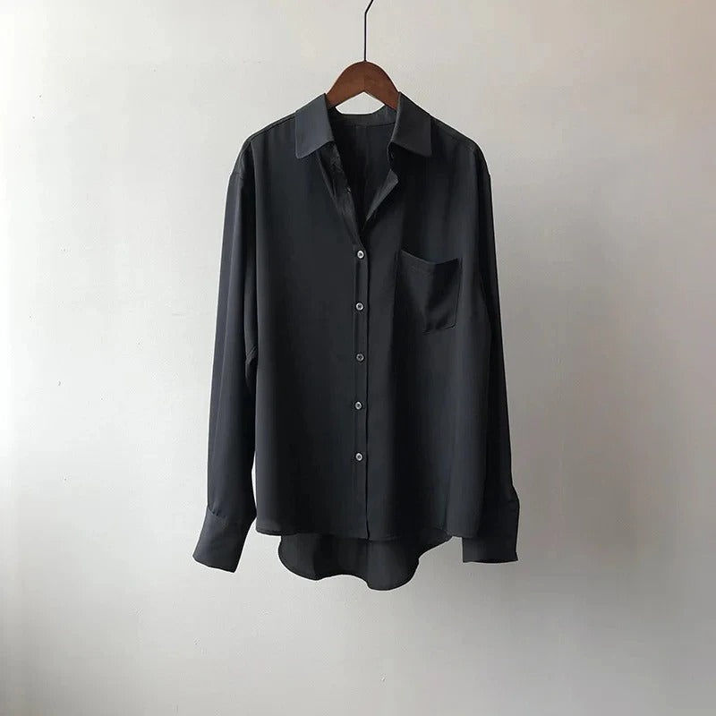 Blusa tipo camisa de estilo relajado y sofisticado – MONARA