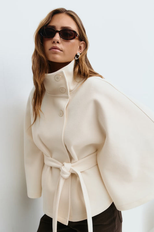 Abrigo elegante oversize para mujer con cinturón – SÉVANA