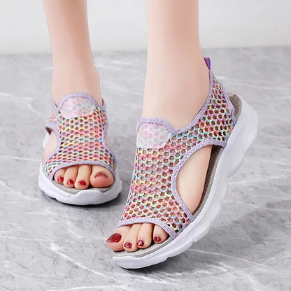 Sandalias negras de malla transpirable con suela ergonómica – VELMIRA