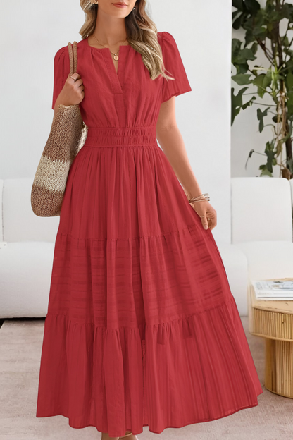 Eliana – Vestido elegante con estructura plisada refinada para mujer