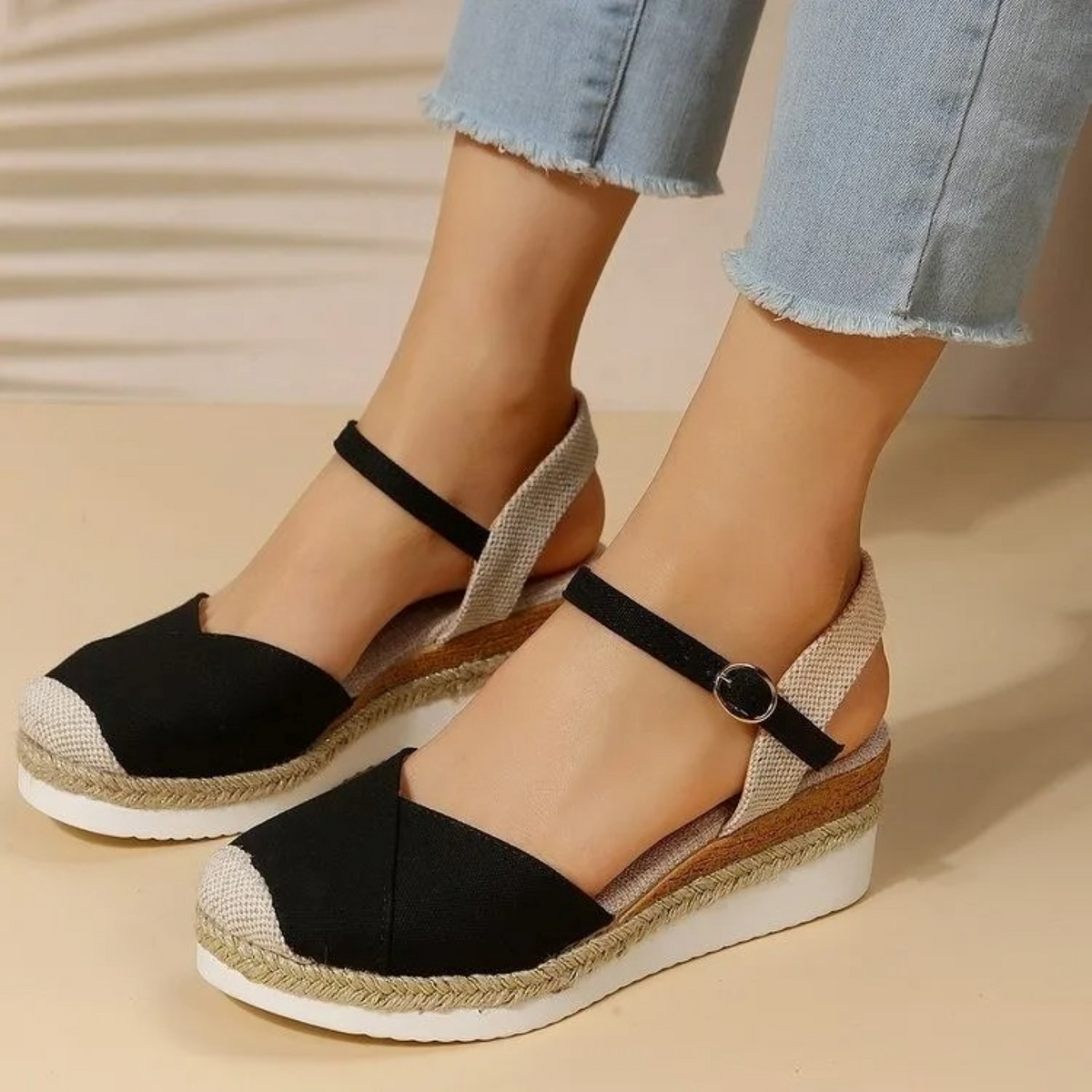 Sandalias de verano para mujer con cierre de hebilla y suela cómoda – LIVARA