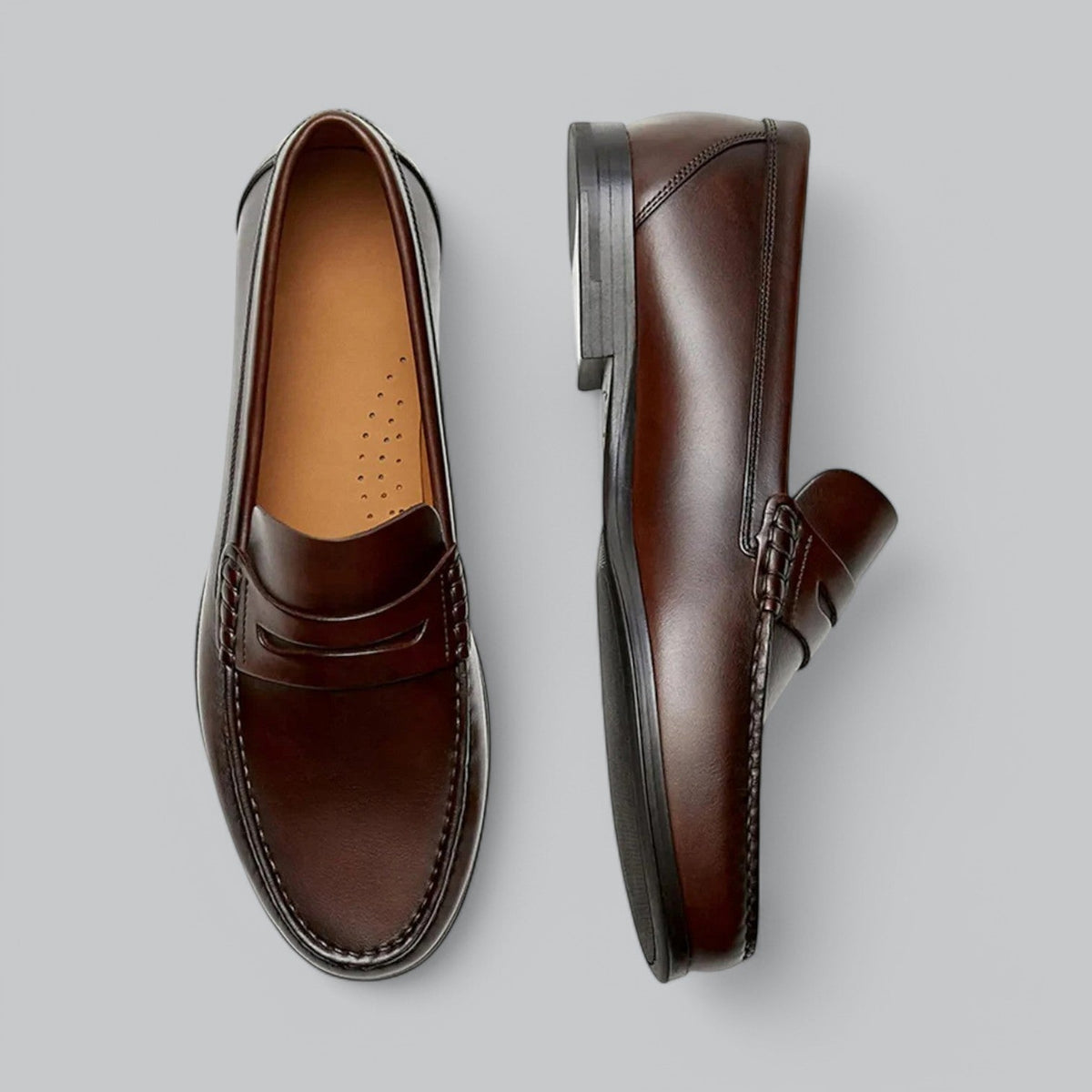 Mocasines clásicos de hombre con líneas depuradas y acabado elegante – ALVÉRON