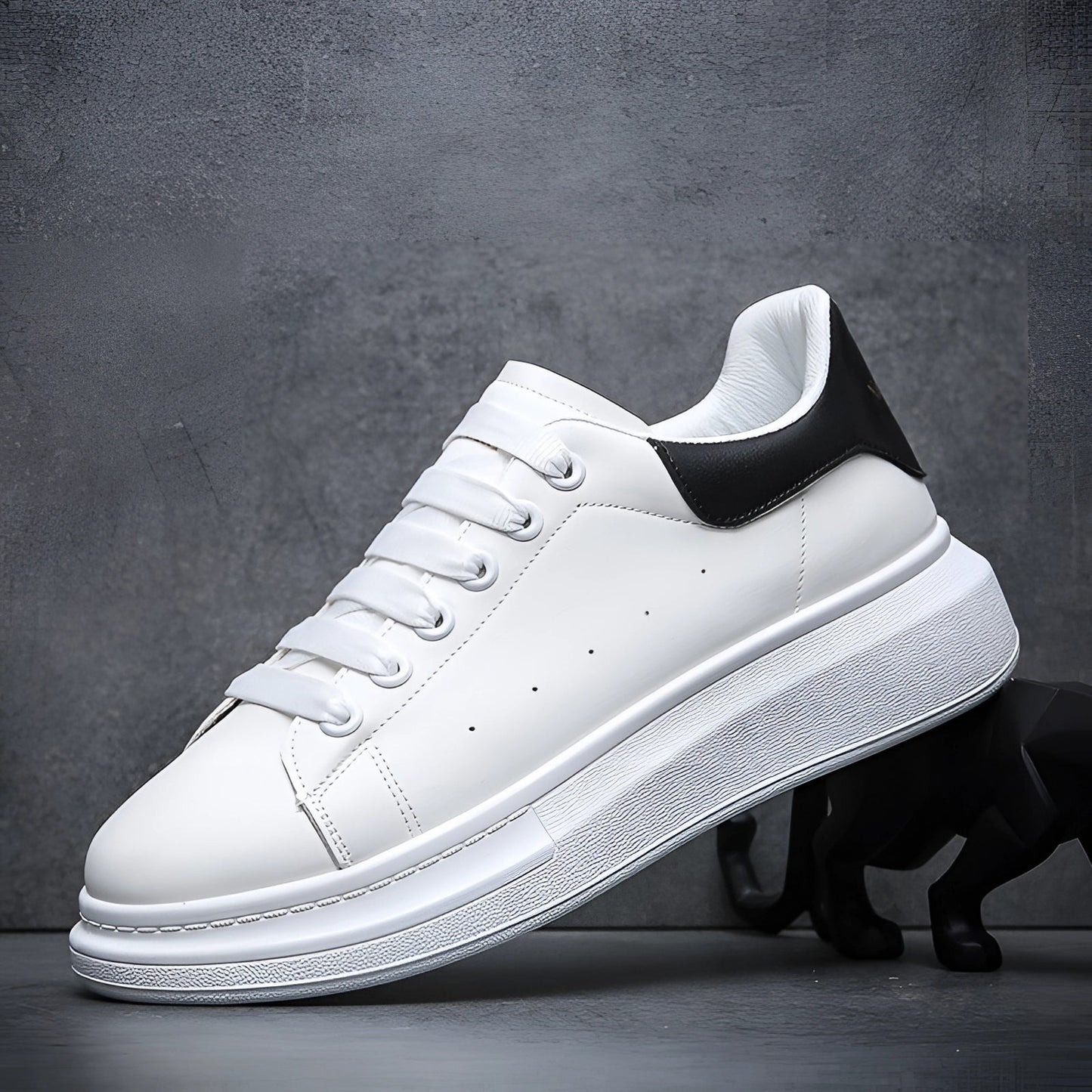 VELMARK – Zapatillas blancas de hombre en piel con suela de plataforma