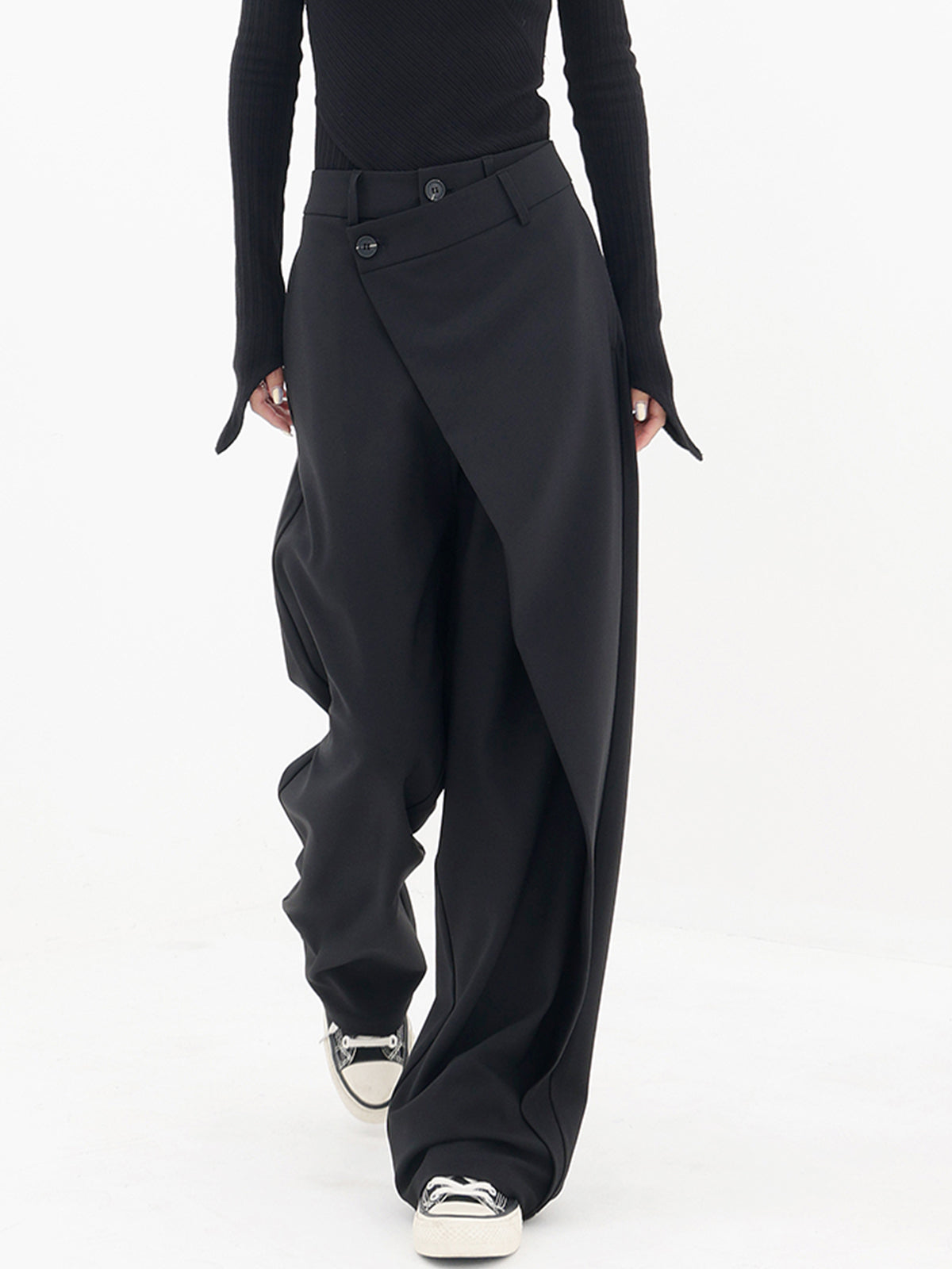 Pantalón fluido de mujer con pierna ancha y diseño cruzado – LÍVORA