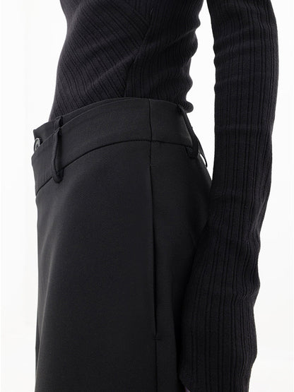 Pantalón fluido de mujer con pierna ancha y diseño cruzado – LÍVORA