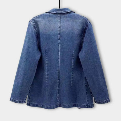 Blazer entallada de estilo moderno para mujer – LUMÉRA