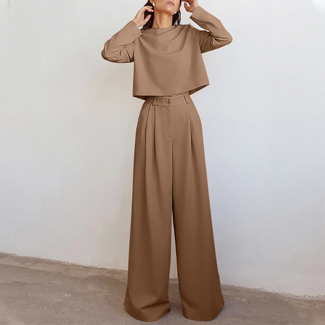 Conjunto elegante de dos piezas con top entallado y pantalón palazzo – CYRENA