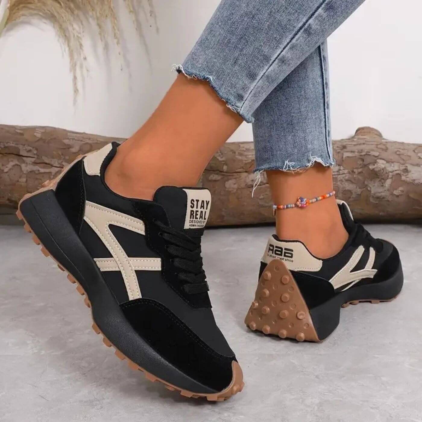 Zapatillas cómodas para mujer con diseño moderno – Lianora