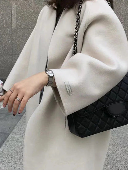 Abrigo largo de mujer en lana elegante con corte clásico – NADINE