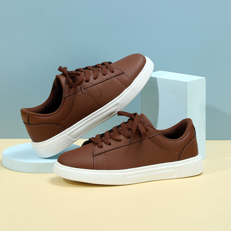 Zapatillas bajas de mujer con detalles en contraste – BERIT ISABELLE