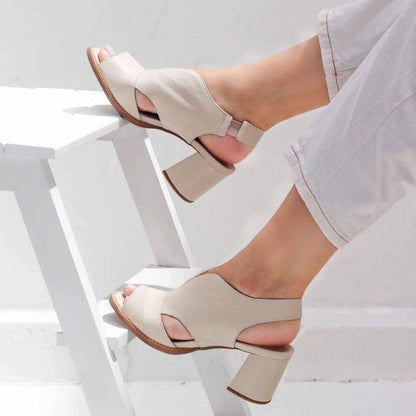 Sandalias de mujer con tacón alto y punta abierta para un estilo veraniego – Treda