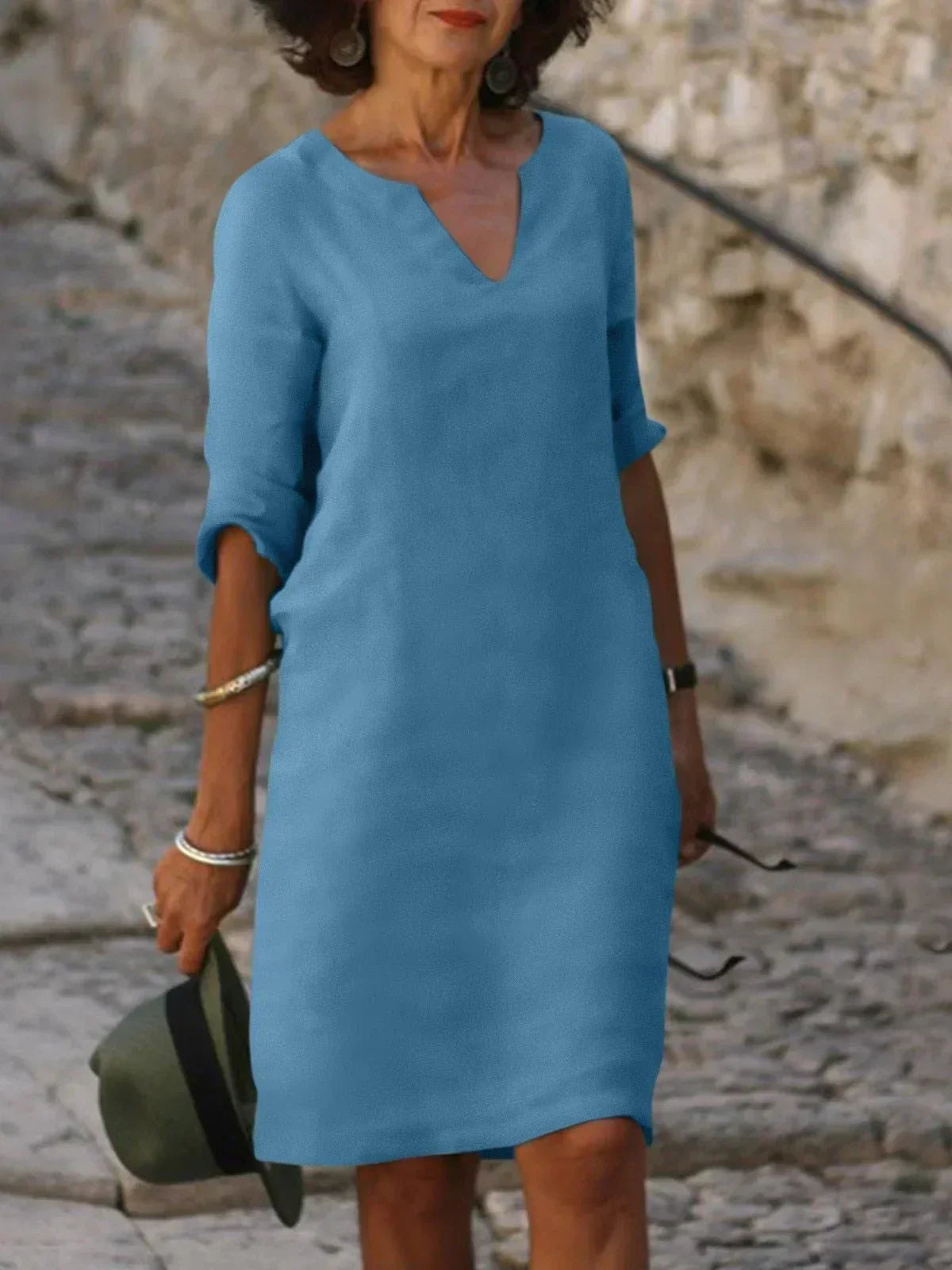 Vestido largo elegante con escote en V y detalle de cintura – JOSETTE