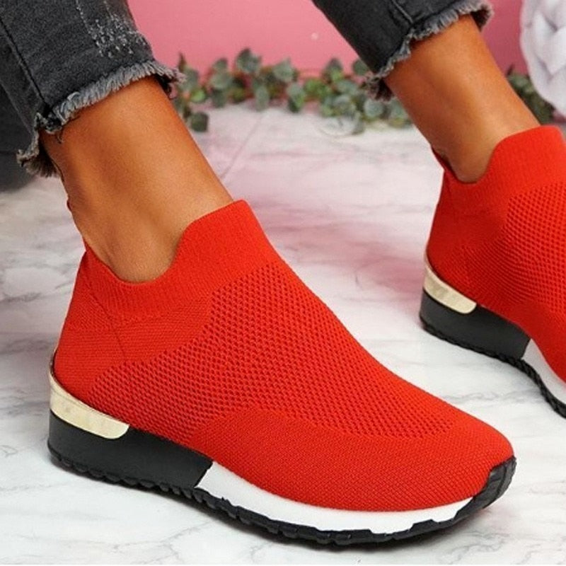 Zapatillas slip-on transpirables y ligeras para mujer – AERYN