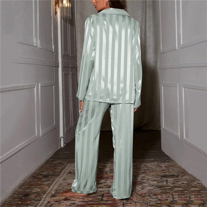 ISABELLA - Pijama con estilo a rayas para mujer