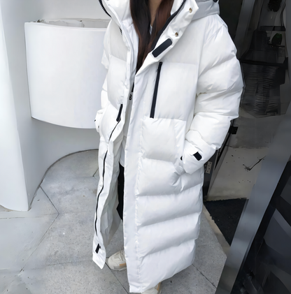 Abrigo acolchado maxi de mujer con capucha y corte oversize – YSORIA