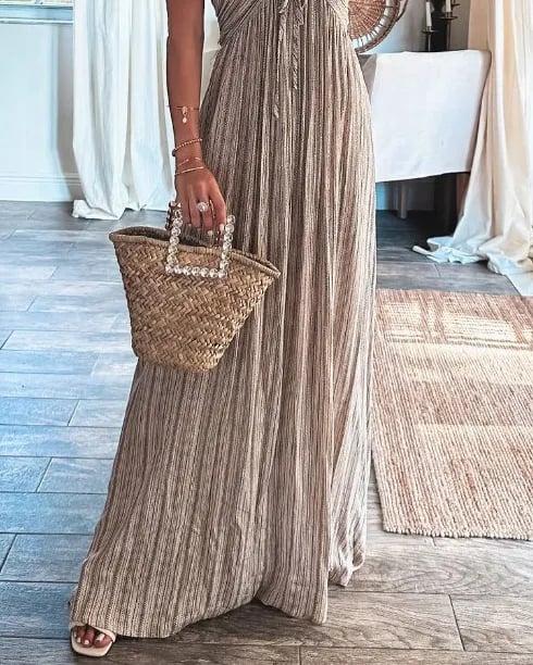 Vestido ligero de verano con diseño fluido y fresco – LIVANA