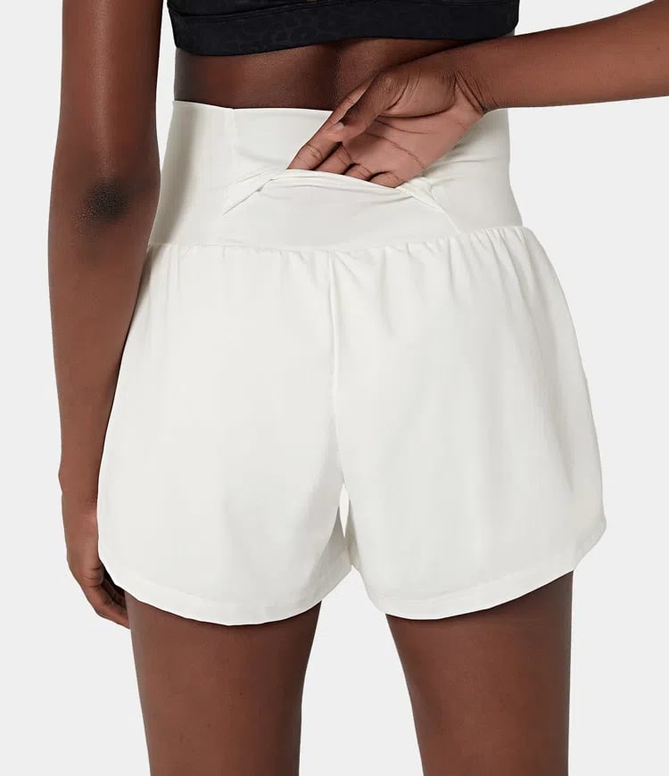Short deportivo de mujer con cintura alta y bolsillos – DORA