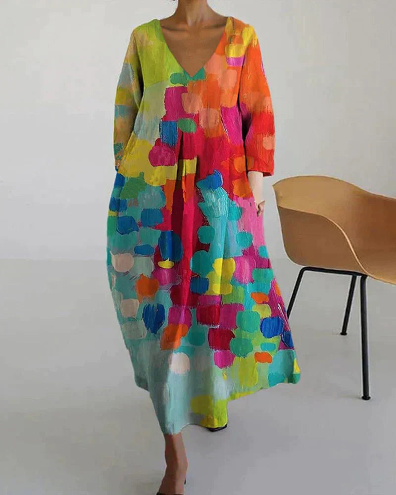 Vestido largo con escote en V y estampado artístico para invitada de boda – SERENA LUMINA