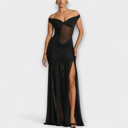 Vestido de noche con hombros descubiertos y abertura lateral – PRISILA