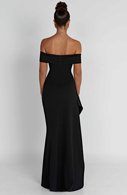Vestido largo de tirantes con diseño elegante – NERINA