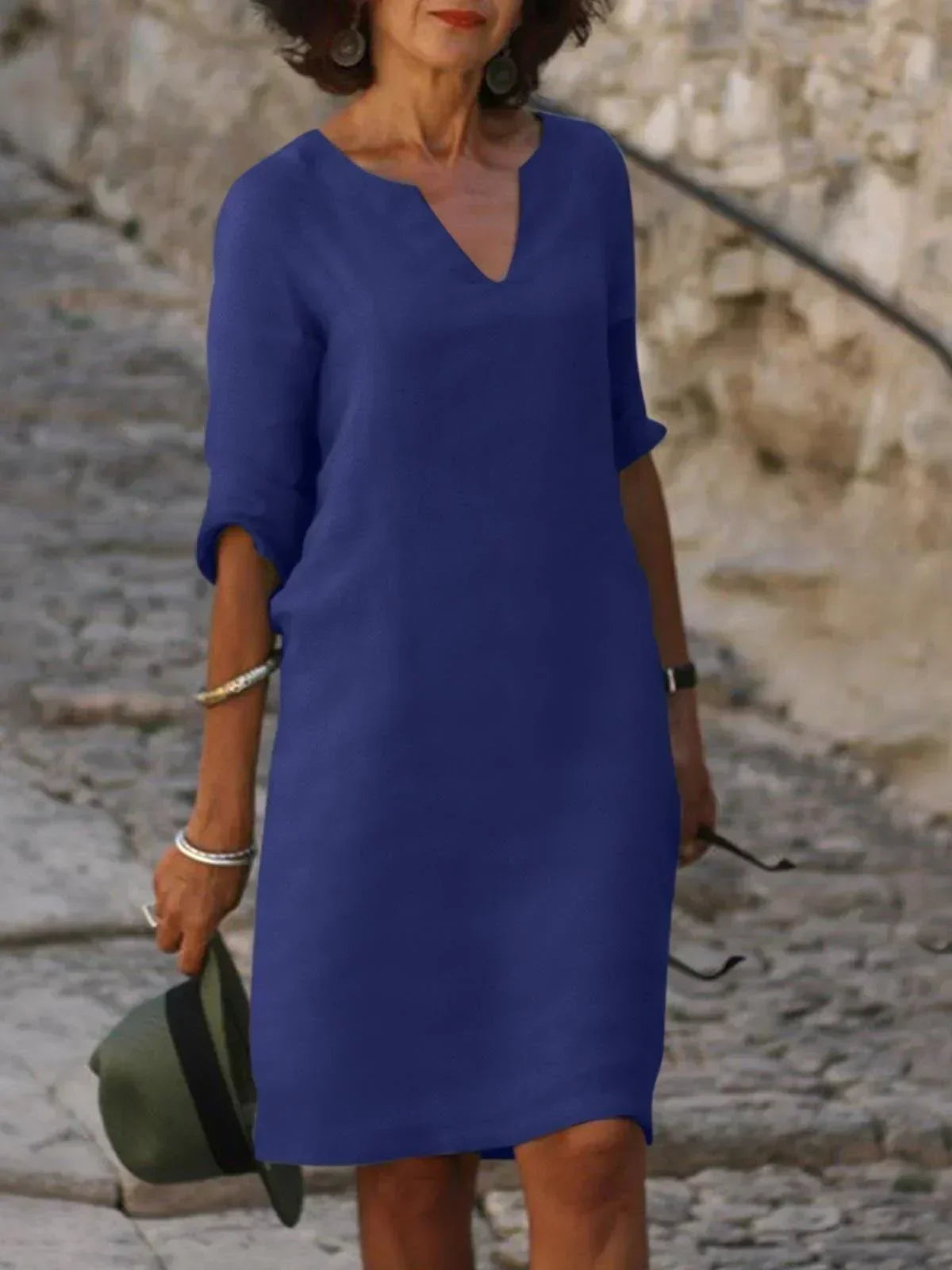 Vestido largo elegante con escote en V y detalle de cintura – JOSETTE