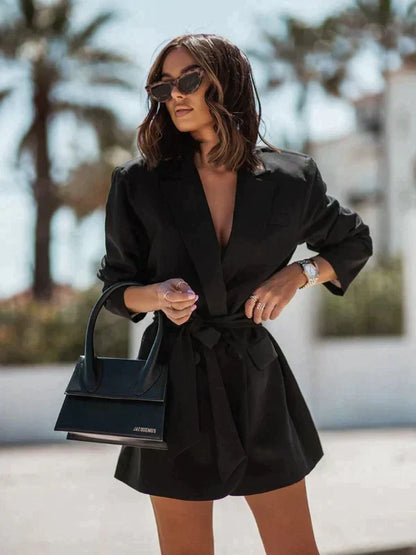 Blazer entallada con estilo profesional para mujer – KHUJA