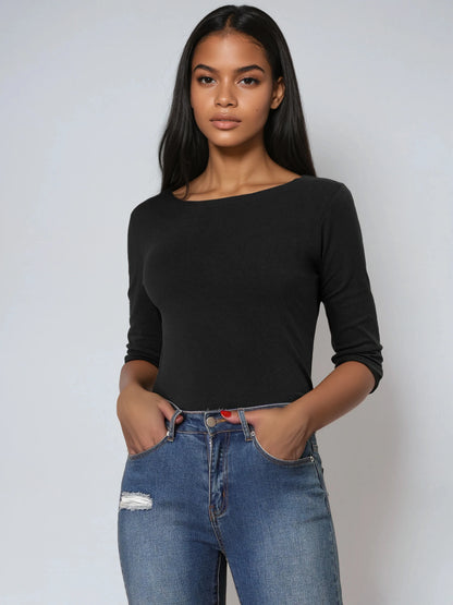 Camiseta de mujer con manga 3/4 y cuello redondo – LUNARA