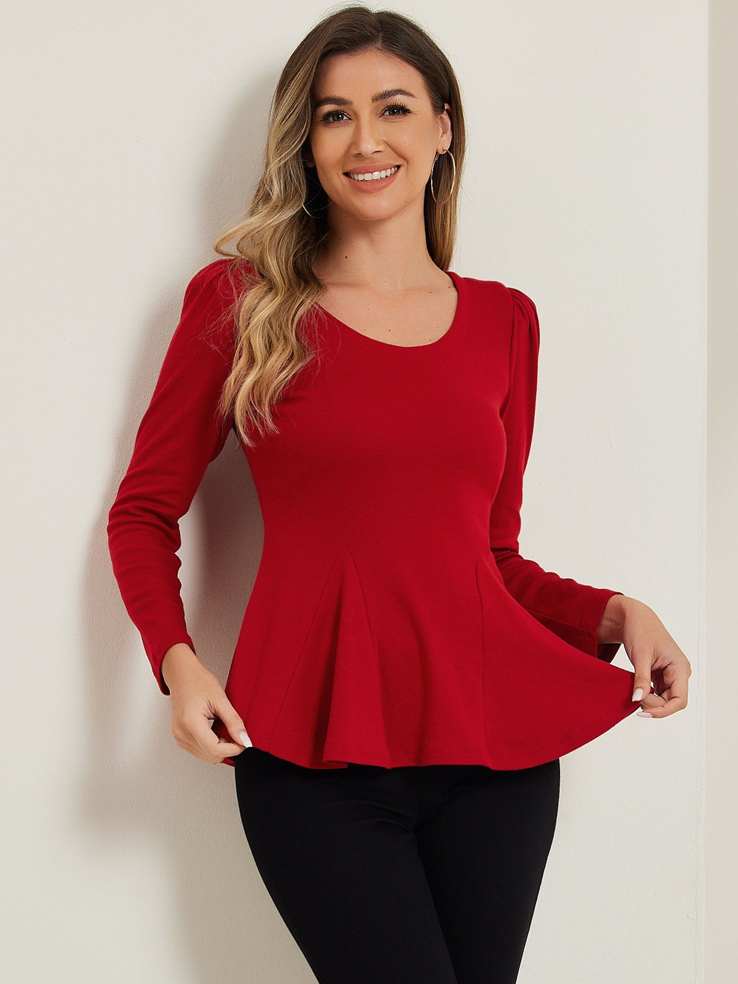 Camiseta básica de mujer con manga larga y cuello redondo – MILARA