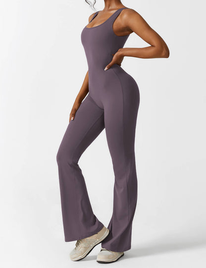 Lunaria – Mono con espalda en V y pierna acampanada para mujer